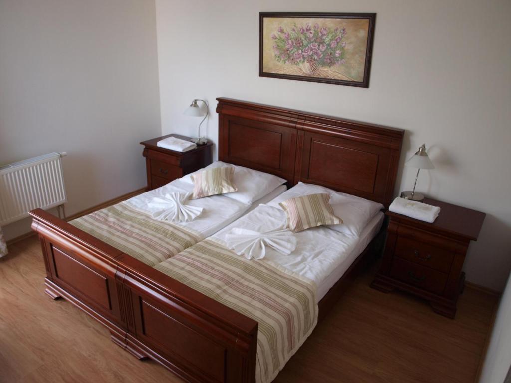 Hotel Oko Nitra Extérieur photo